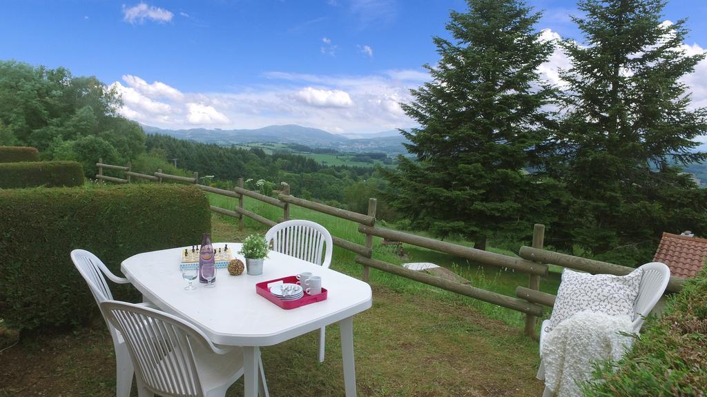 Vvf Villages « Les Monts Du Forez » Saint-Jean-La-Vetre 외부 사진